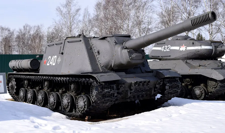 distrugator de tancuri isu-152