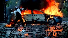 A șaptea zi de proteste VIOLENTE! Premierul acuză Moscova de influență: „Un val de influență RUSĂ”