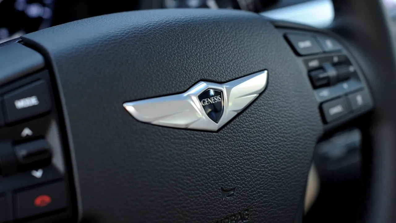 1-hyundai-genesis 