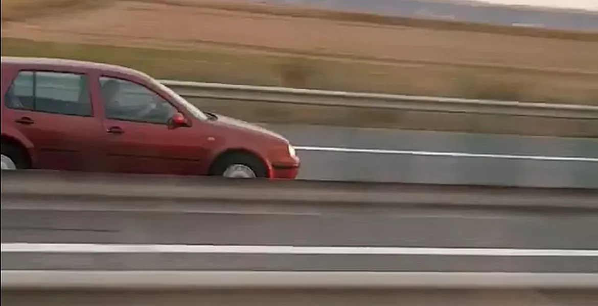 Maşină filmată în timp ce mergea pe contrasens pe autostrada Transilvania – VIDEO