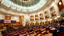 Votul pe moțiunea de cenzură se dă luni, la ora 15.00