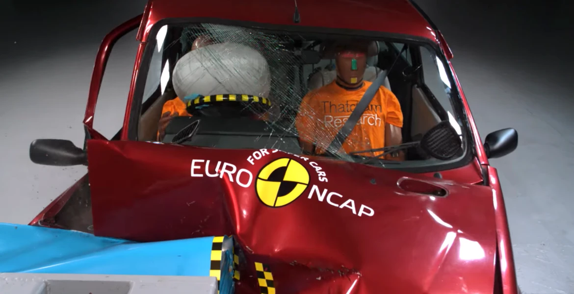 VIDEO. TOP 10 mai puțin rezistente mașini în accidente