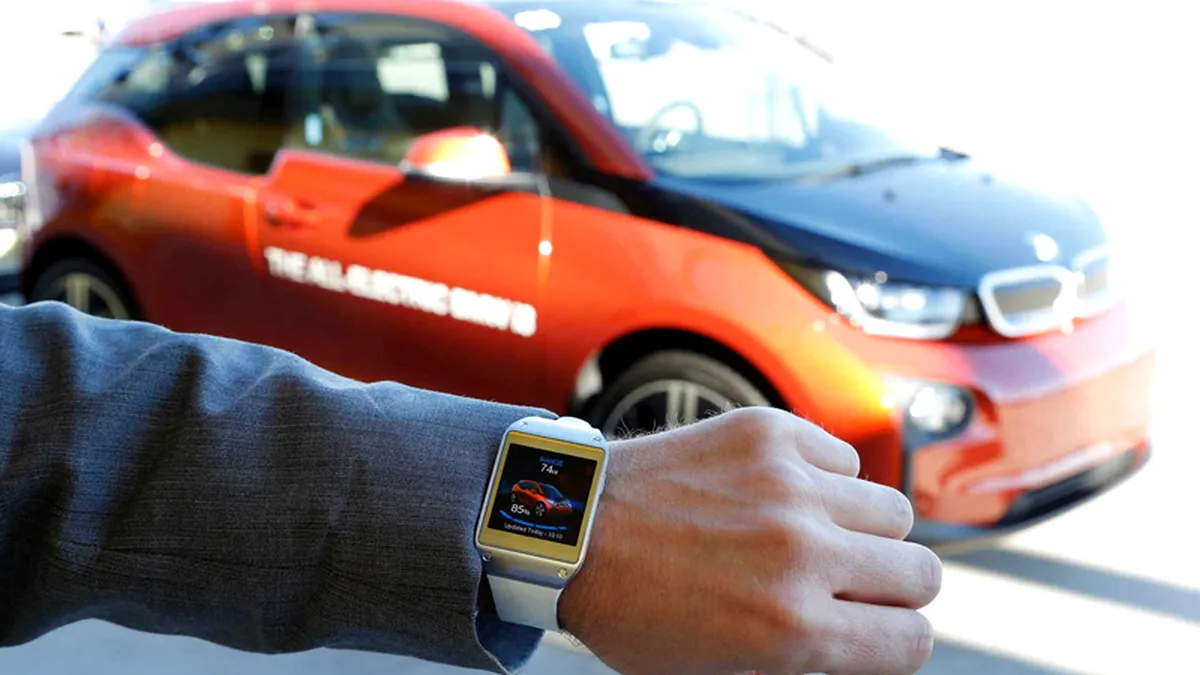 BMW i3, conectat cu utilizatorii prin ceasul inteligent Galaxy Gear