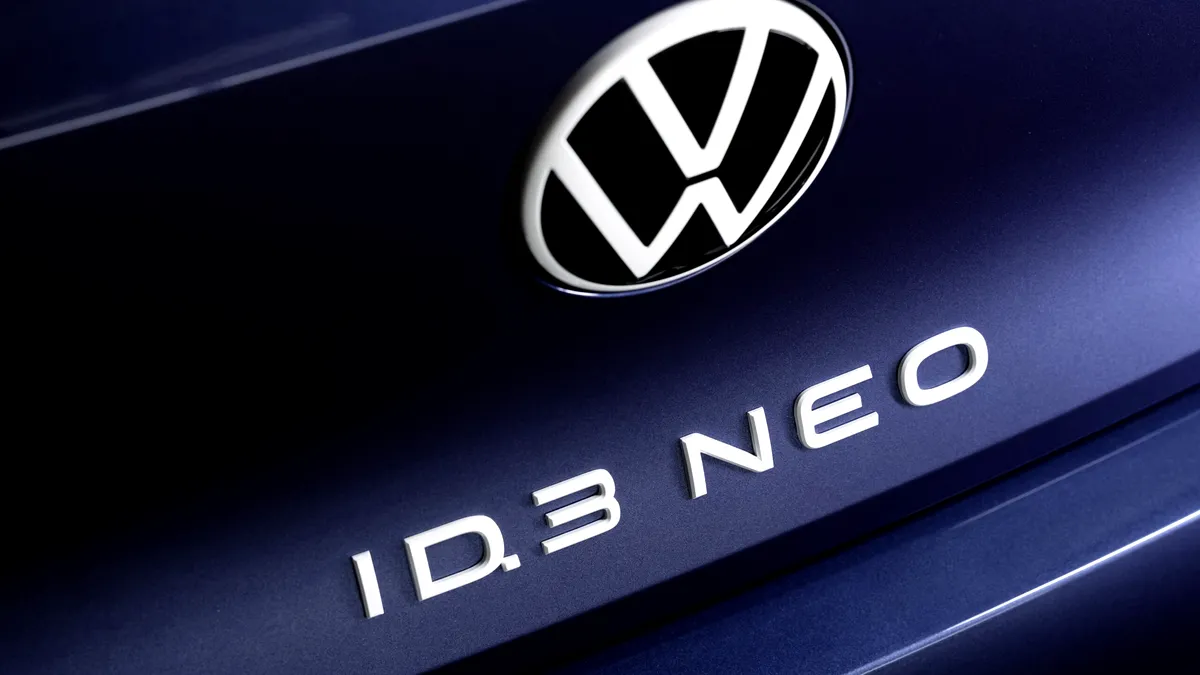 Hoții continuă să vizeze emblemele Volkswagen, la 10 ani de la apariția primelor sesizări