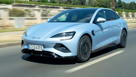 BYD este oficial în România cu modele 100% electrice și hibride plug-in. Ce garanție oferă și care sunt prețurile