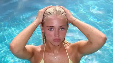 FOTO. Ami are peste 4 milioane de urmăritori pe TikTok și este iubita colegului lui Radu Drăgușin