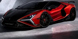Acesta este cel mai puternic Lamborghini de serie fabricat vreodată: 1.065 CP. Revuelto SV are un motor V12 hibrid