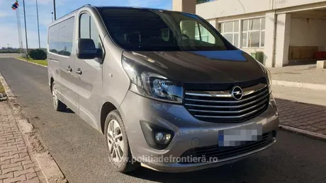 Un șofer turc a încercat să introducă în țară un Opel cu probleme. Luat la întrebări a dat vina pe soție - FOTO