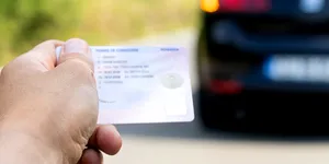 Site-ul dedicat viitorilor șoferi ce oferă chestionare auto gratuite. Are peste 1.000 de întrebări de la examenele DRPCIV
