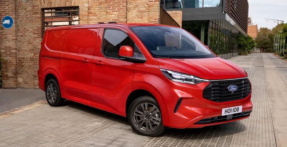 Ce avantaje oferă noile modele de autoutilitare Ford din gama Ford Transit