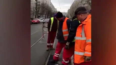 Atenţie! Se asfaltează româneşte