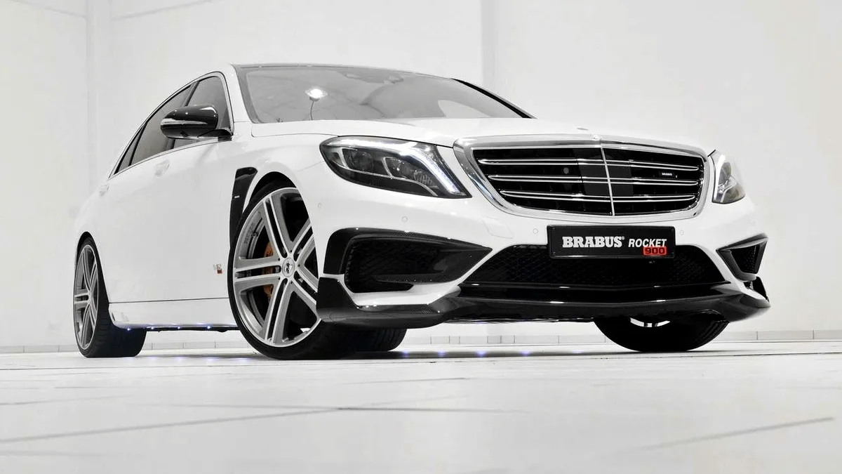 Brabus intră în clubul superlimuzinelor cu Rocket 900