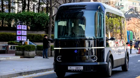 Seul testează primul autobuz cu conducere autonomă