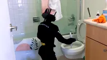 Ai lăsa un robot umanoid să-ți facă ordine în casă? Cât costă și ce poate face „menajera”