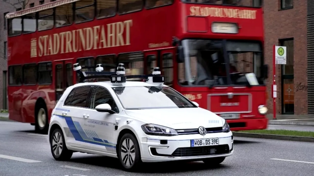 3-vw-joins-bmw-in-testing-self-driving-cars-on-german-city-streets 