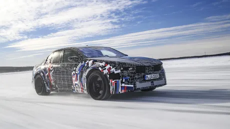 FOTO Primele imagini oficiale cu noul BMW M3. Modelul face parte din noua generație de vehicule „Neue Klasse”