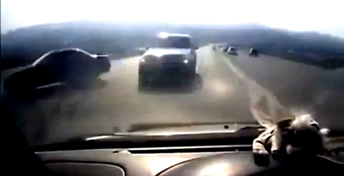 VIDEO: Cum să eviţi la limită un accident