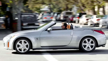 Șofer de 85 de ani, prins cu 177 km/h în timp ce făcea „o liniuță”. Explicația: Era doar o plimbare cu Nissanul său 350Z