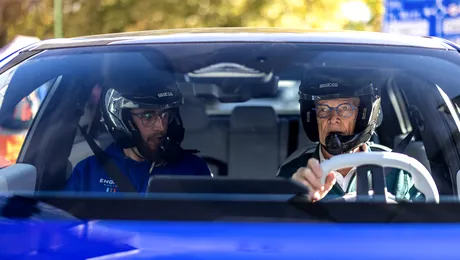 Ari Vatanen, legenda raliurilor mondiale, a vizitat România. Fostul campion mondial a urcat la volanul noului BMW i3