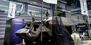 Revine distrugătorul de tancuri în prim-plan? Rheinmetall a prezentat modelul Fuchs, înarmat cu 24 de rachete grele