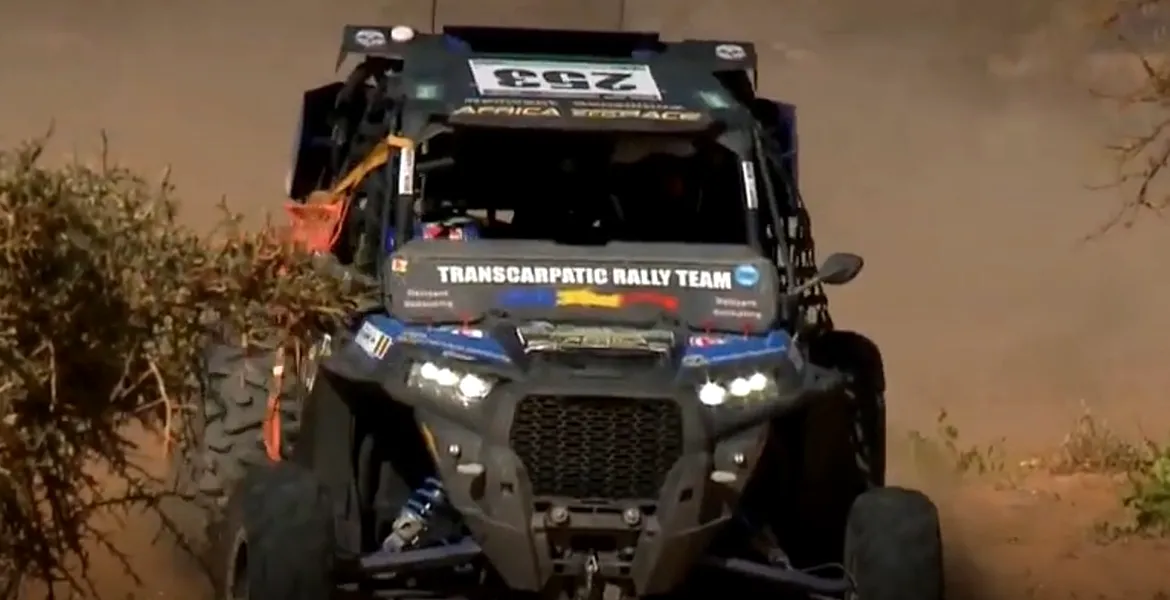 Românul Claudiu Barbu face performanţă în competiţia Africa Eco Race. A fost singurul concurent la categoria fără copilot şi asistenţă – VIDEO