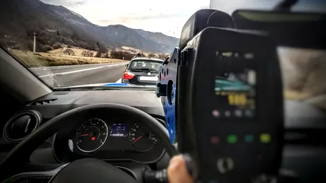 Număr incredibil de vitezomani sancționați într-o singură acțiune pe o șosea din Harghita