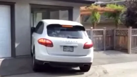 Cea mai dureroasă parcare a unui Porsche | VIDEO