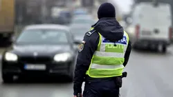 Acțiune de amploare a poliției în zona Aeroportului Internațional Henri Coandă. 189 de mașini verificate și amenzi de 37.774 de lei