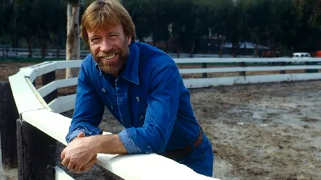 Chuck Norris și mașinile lui: între mit, realitate și un muscle car legendar