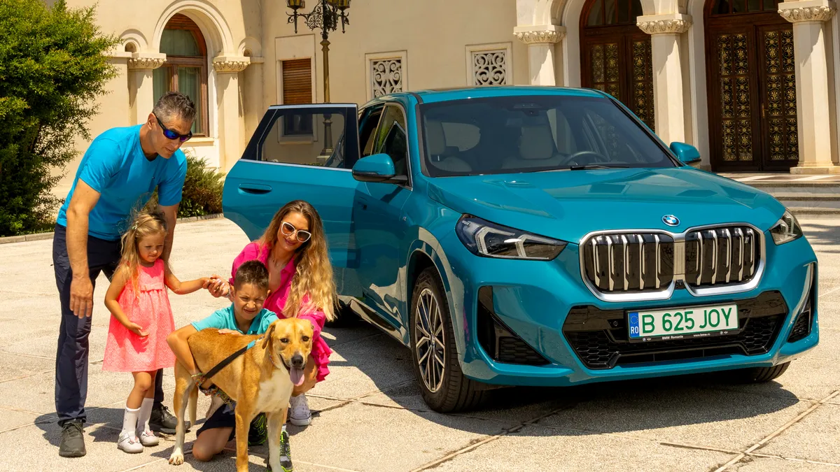 BMW România susține campania de adopție a câinilor