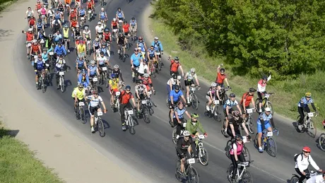 Lasă motoarele, hai la Marea Pedalare până la mare!