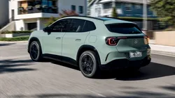 Noul Mercedes-Benz GLA 2026: autonomie de până la 657 km, tehnologie AI și un design complet nou. SUV-ul premium atacă BMW iX1 și Audi Q4 e-tron