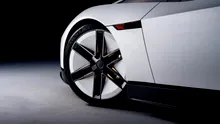 Noua mașină zburătoare „Roadster” a Tesla NU poate circula pe șosele. Care este motivul