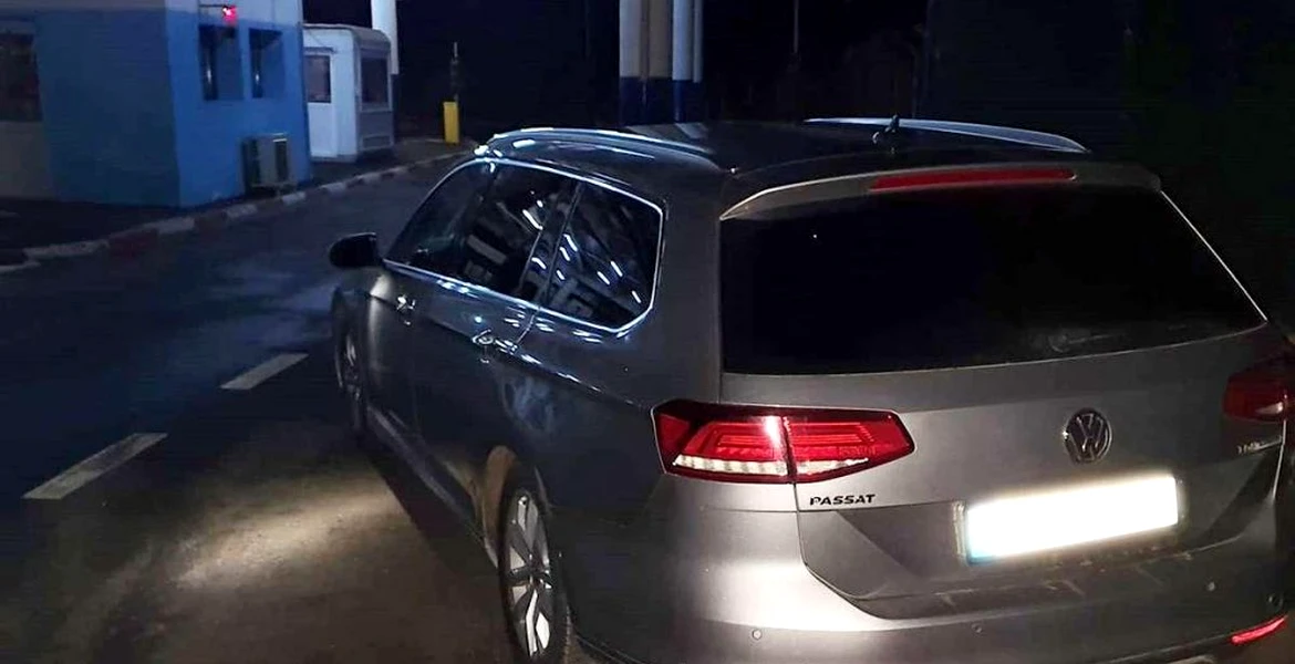 Un Volkswagen Passat, declarat furat din Franţa, a fost depistat la intrarea în România