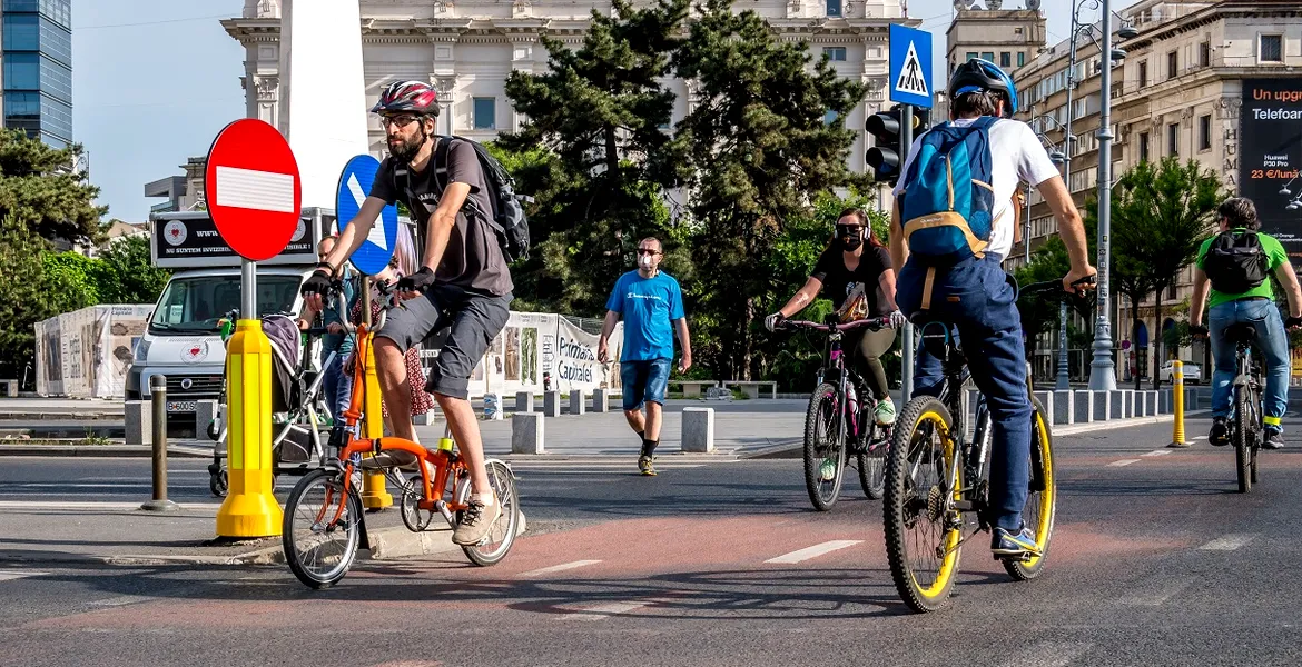 Un student din Galați a creat un dispozitiv ce atenționează șoferul cu privire la motocicliștii și bicicliștii din trafic