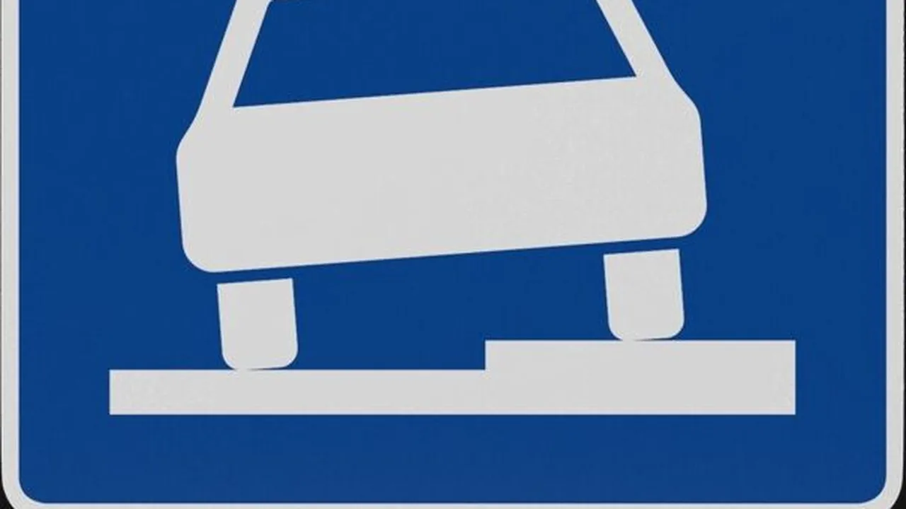 codul-rutier-2024-este-legal-sa-parchezi-masina-jumatate-pe-trotuar-jumatate-in-strada 
