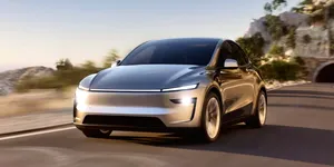 Franța cere companiei Tesla să nu își mai prezinte mașinile ca fiind capabile de condus complet autonom