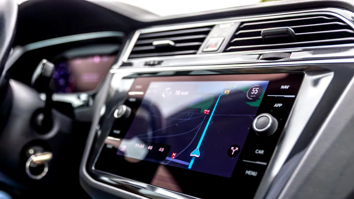 Cum contribuie inteligența artificială la creșterea prețurilor automobilelor. Pe segmentul EV problema e și mai mare
