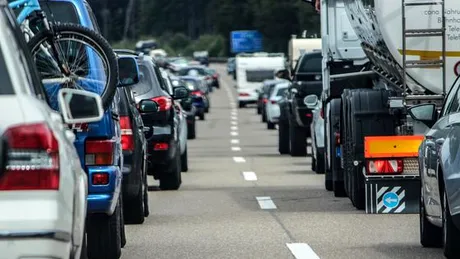 Trafic aglomerat pe A1 Bucureşti - Piteşti şi DN1. Care sunt rutele alternative

