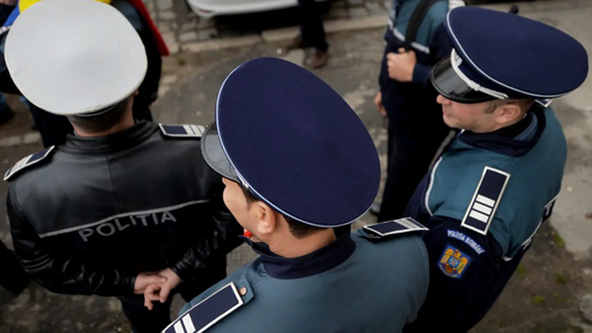 Cum va fi pedepsită jignirea unui poliţist aflat la datorie 
