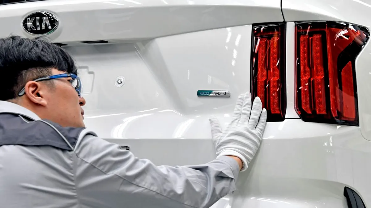 Kia a început producția modelului european Sorento Hybrid