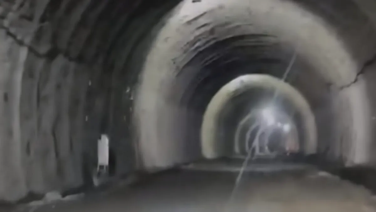 Imagini fabuloase din tunelul Robești de pe autostrada Sibiu - Pitești. Cum se vede din mașină prima traversare integrală