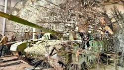 Tancul „păpădie” a apărut pe frontul din Ucraina, de partea rușilor. Ce avantaje oferă în comparație cu modelel „arici” sau „broască țestoasă”?