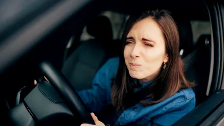 Astigmatismul și condusul: cum îți poate afecta siguranța pe drum și ce soluții ai? (P)