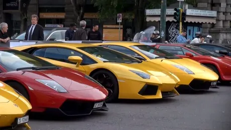 Video: cum arată 350 de modele Lamborghini adunate unul lângă altul