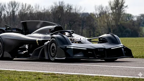 Al cui este Aston Martin-ul care face valuri pe rețelele de socializare? O combinație rară dintre o mașină de Formula 1 și una de Le Mans