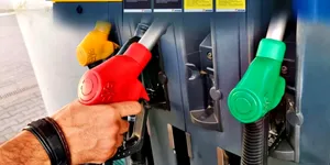 Motorina ar putea trece din nou de 10 lei/litru, arată o analiză realizată de AEI