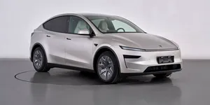 Tesla lansează un Model Y mai mare, cu până la șase locuri. Noul Model Y L este rezervat pieței din China
