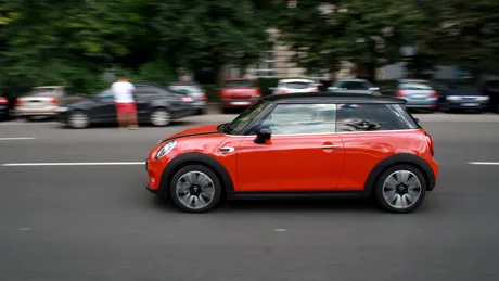 Test drive MINI Cooper D - Spectacol în trei cilindri - GALERIE FOTO