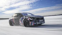 FOTO Primele imagini oficiale cu noul BMW M3. Modelul face parte din noua generație de vehicule „Neue Klasse”